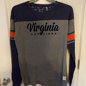 Size large pressbox University of Virginia women’s shirt